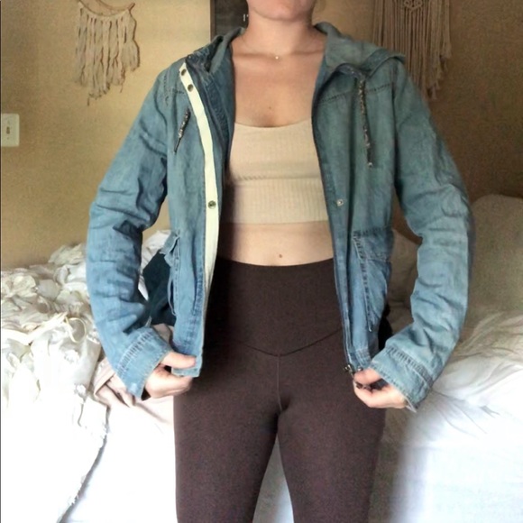 Garage Button Up Denim Jacket - Picture 4 of 5